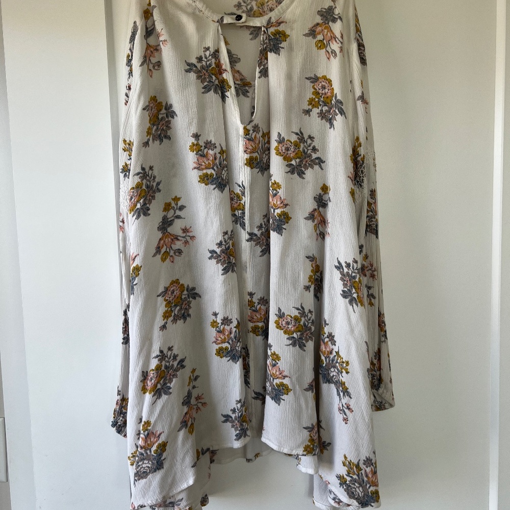 Vintage Free People Flowy Shirt size S